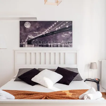 The Rent - Modern One Near Udine Apartment